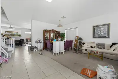 815 Roaring Falls Avenue, Henderson, NV 89052 Living Room