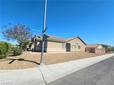 621 Cowboy Cross Avenue, North Las Vegas, NV 89081 Front of Structure