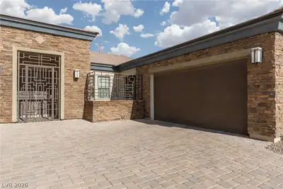10320 Mystic Ledge Court, Las Vegas, NV 89149 