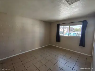 2929 Elm Avenue 2, Las Vegas, NV 89101 Living Room