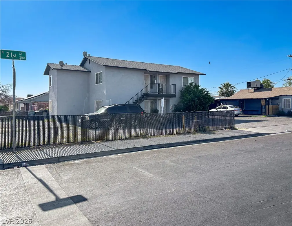 2100 Stewart Avenue, Las Vegas, NV 89101