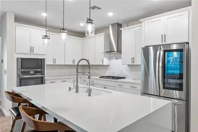 3500 Brezine Avenue, Henderson, NV 89044 Kitchen