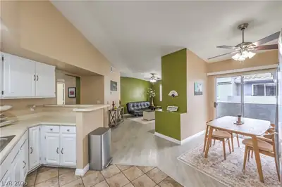 8400 West Charleston Boulevard 233, Las Vegas, NV 89117 Kitchen