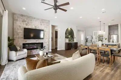 395 Nine Mile Creek Drive, Las Vegas, NV 89138 Living Room