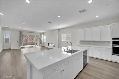 92 Ibiza Lake Drive, Henderson, NV 89011 Kitchen