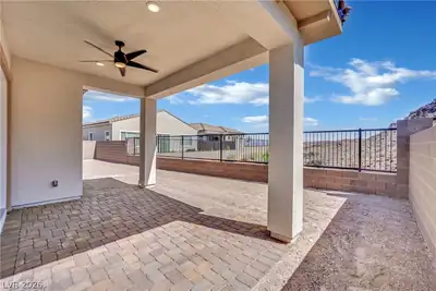 92 Ibiza Lake Drive, Henderson, NV 89011 Patio
