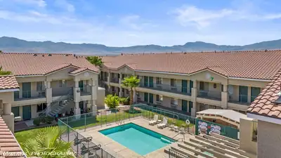 100 Pulsipher Lane 1205, Mesquite, NV 89027 Pool