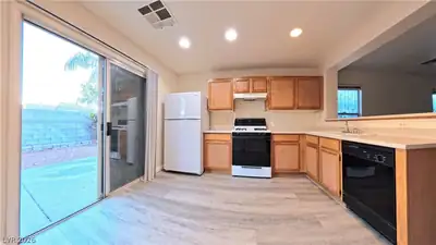 5591 Doubleday Street, Las Vegas, NV 89118 Kitchen