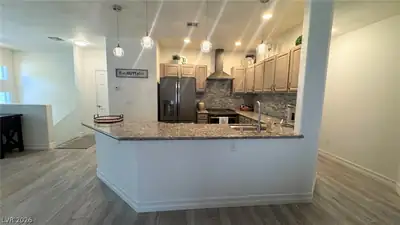 8304 Apple Glaze Avenue 203, Las Vegas, NV 89145 Kitchen