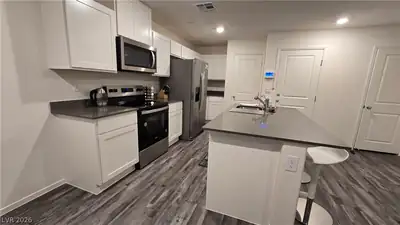 4979 Sage Mesa Avenue, Las Vegas, NV 89139 Kitchen