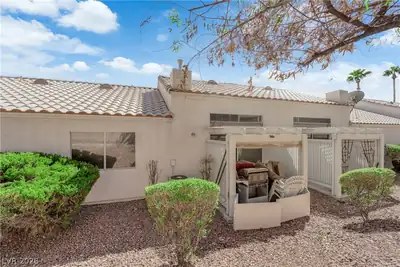 5131 Briar Meadow Way, Las Vegas, NV 89118 Back of Structure