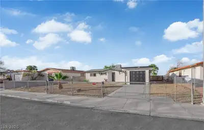 419 Scenic Drive, Henderson, NV 89002 Front of Structure