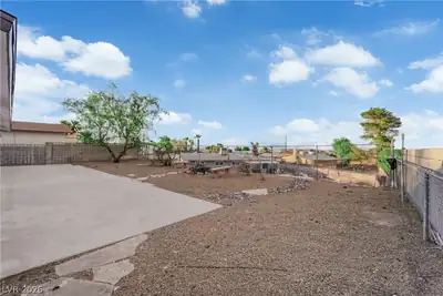 419 Scenic Drive, Henderson, NV 89002 Yard