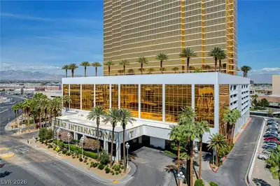 2000 North Fashion Show Drive 5002, Las Vegas, NV 89109 Front of Structure