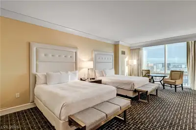2000 North Fashion Show Drive 5002, Las Vegas, NV 89109 Bedroom