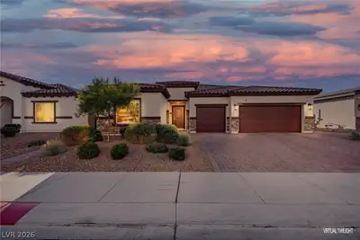 7437 Phoenix Falls Street, North Las Vegas