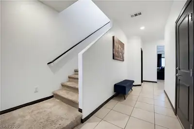 942 Twincrest Avenue, North Las Vegas, NV 89032 Entrance Foyer