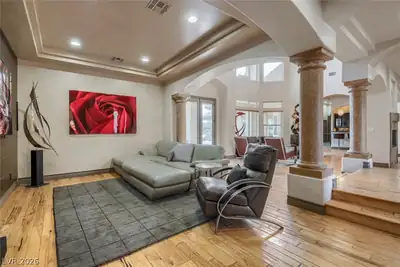 2010 Shenley Court, Las Vegas, NV 89117 Living Room