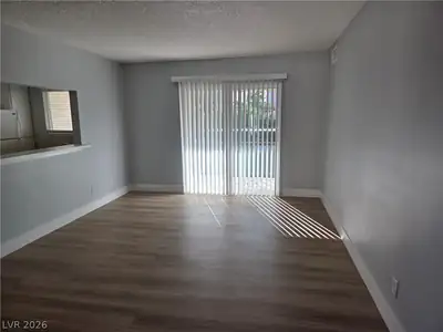 1405 Vegas Valley Drive 216, Las Vegas, NV 89169 Living Room