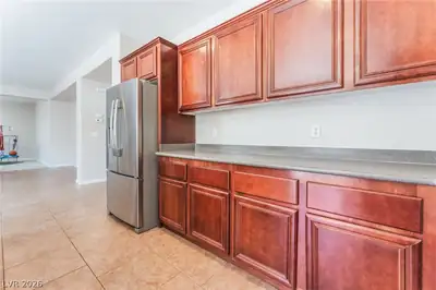 6221 Villa Emo Street, North Las Vegas, NV 89031 Kitchen