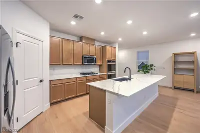 9748 Manchester Peak Avenue, Las Vegas, NV 89178 Kitchen
