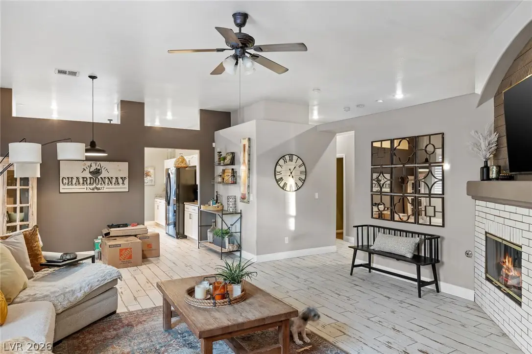 222 Horizon Peak Drive, Henderson, NV 89012
