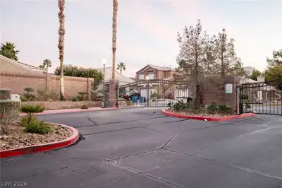 222 Horizon Peak Drive, Henderson, NV 89012 Entry