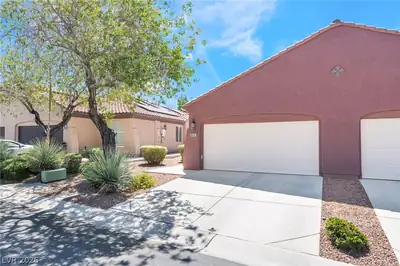 8640 Deering Bay Drive, Las Vegas, NV 89131 Front of Structure