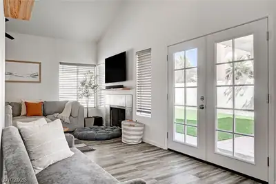 1658 Garden Path Court, Las Vegas, NV 89119 