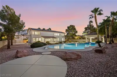 10729 Chillingham Drive, Las Vegas, NV 89183 