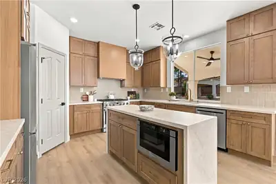 10729 Chillingham Drive, Las Vegas, NV 89183 