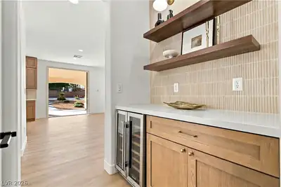 10729 Chillingham Drive, Las Vegas, NV 89183 