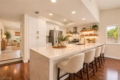 3188 Moonflower Drive, Las Vegas, NV 89146 Kitchen
