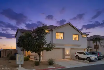 715 Peregrine Falcon Street, Henderson