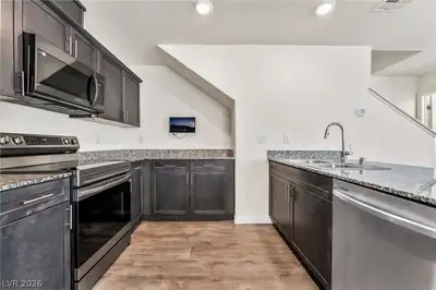 2661 SADDLE BRONZE Court, North Las Vegas, NV 89086 Kitchen