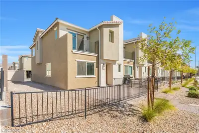 2661 SADDLE BRONZE Court, North Las Vegas, NV 89086 Front of Structure