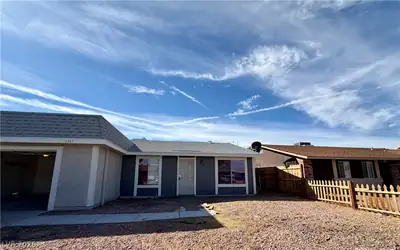 6361 Hummingbird Lane, Las Vegas, NV 89103 Front of Structure