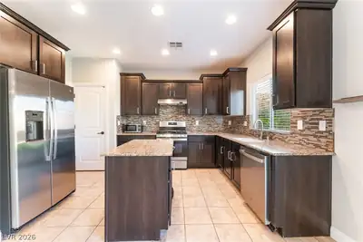 10232 Gibson Isle Drive, Las Vegas, NV 89166 Kitchen