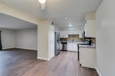 3151 Soaring Gulls Drive 2167, Las Vegas, NV 89128 Kitchen