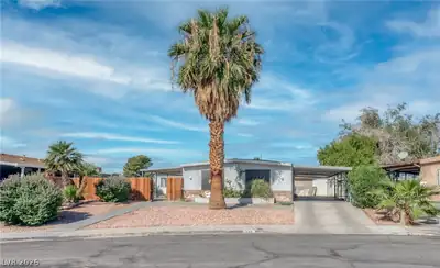111 Sir Arthur Drive, Las Vegas