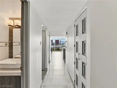 3111 Bel Air Drive 24A, Las Vegas, NV 89109 Hallway