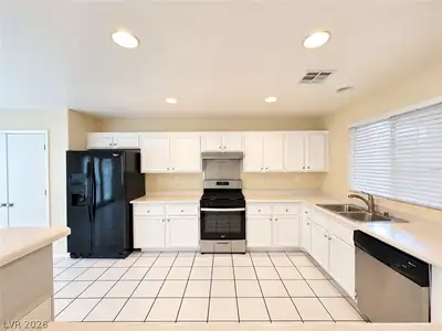 11112 Gateview Lane, Las Vegas, NV 89144 Kitchen