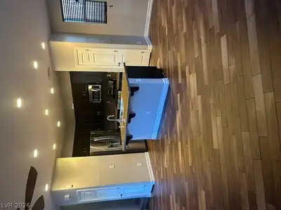 7514 Dobroyd Drive, Las Vegas, NV 80179 Kitchen