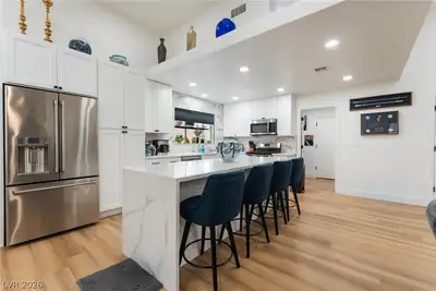 2705 Sungold Drive, Las Vegas, NV 89134 Kitchen