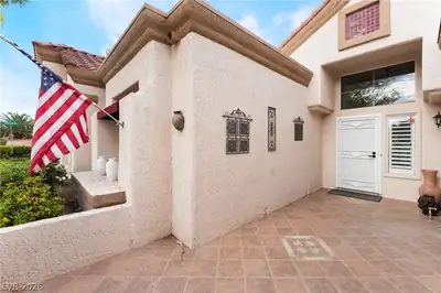 2705 Sungold Drive, Las Vegas, NV 89134 Entry