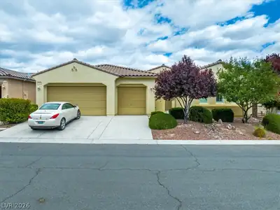4725 Santa Fiora Street, Pahrump, NV 89061 Front of Structure