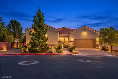 2055 Mona Faye Court, Las Vegas