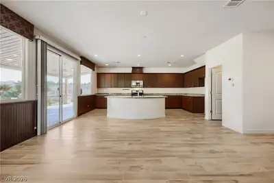 2055 Mona Faye Court, Las Vegas, NV 89123 Kitchen