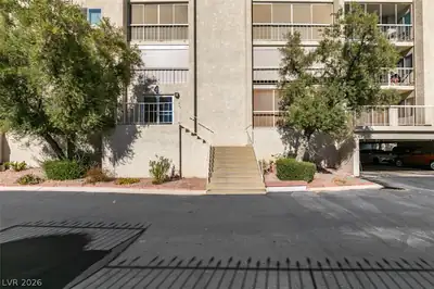 730 South Royal Crest Circle 426, Las Vegas, NV 89169 Front of Structure