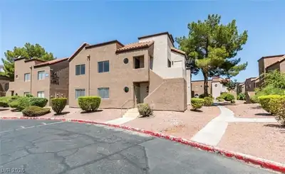 2982 Juniper Hills Boulevard 201, Las Vegas